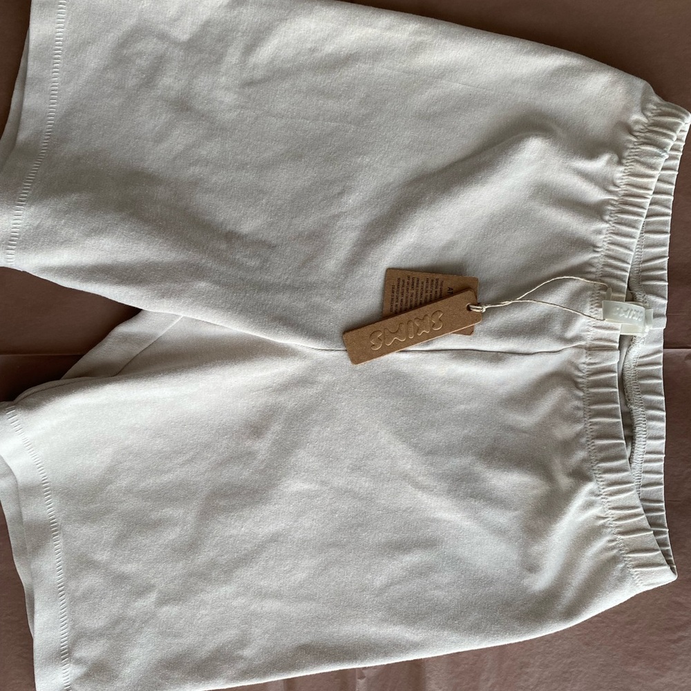 Skims Shorts XS